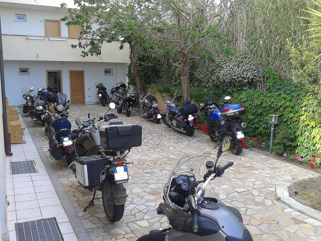 סנטה טרזה גאיורה Meta Hotel מראה חיצוני תמונה